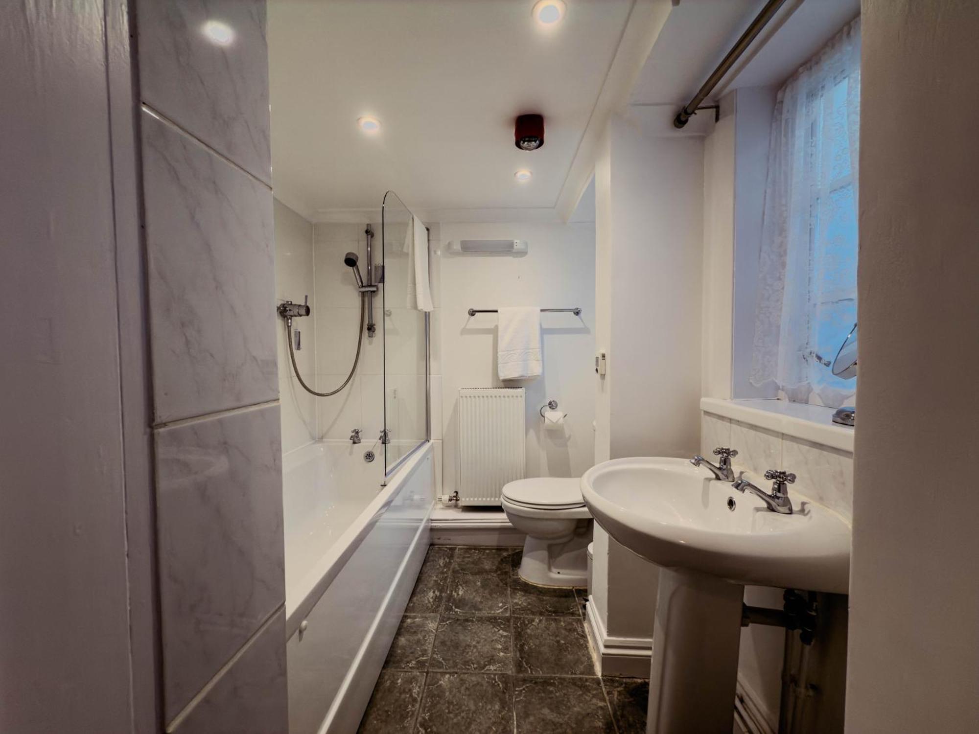 Newport Quay B&B 외부 사진