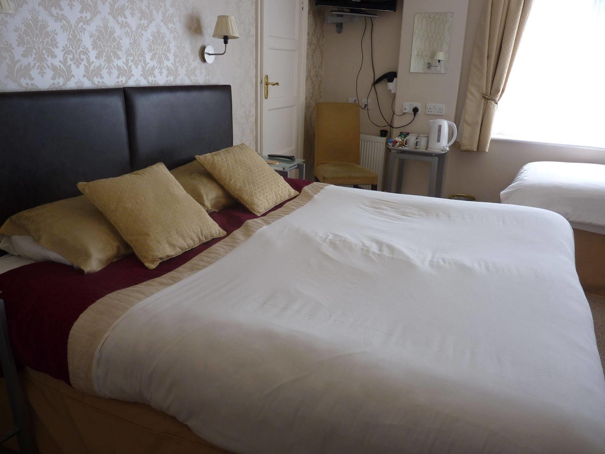 Newport Quay B&B 외부 사진