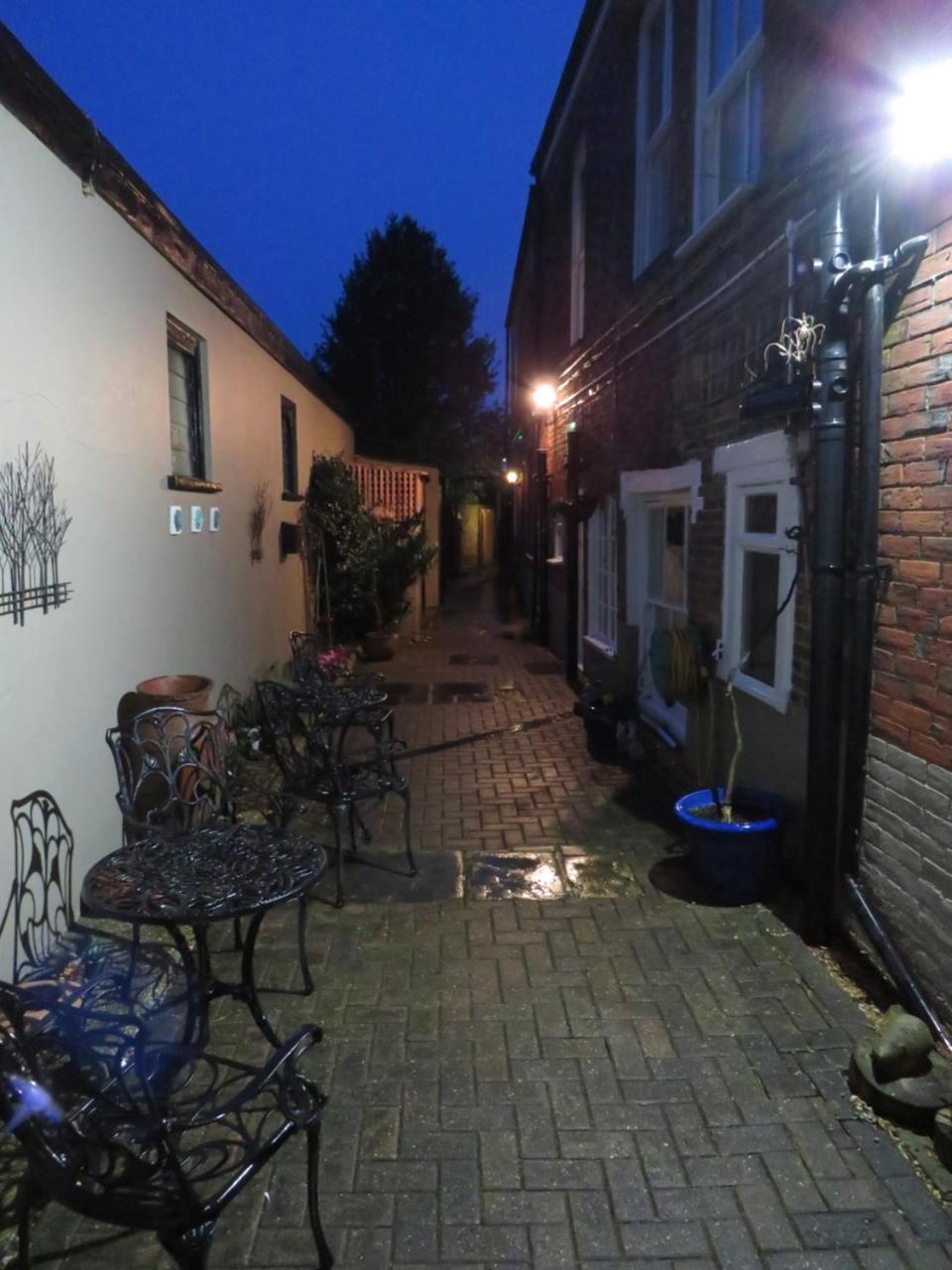 Newport Quay B&B 외부 사진